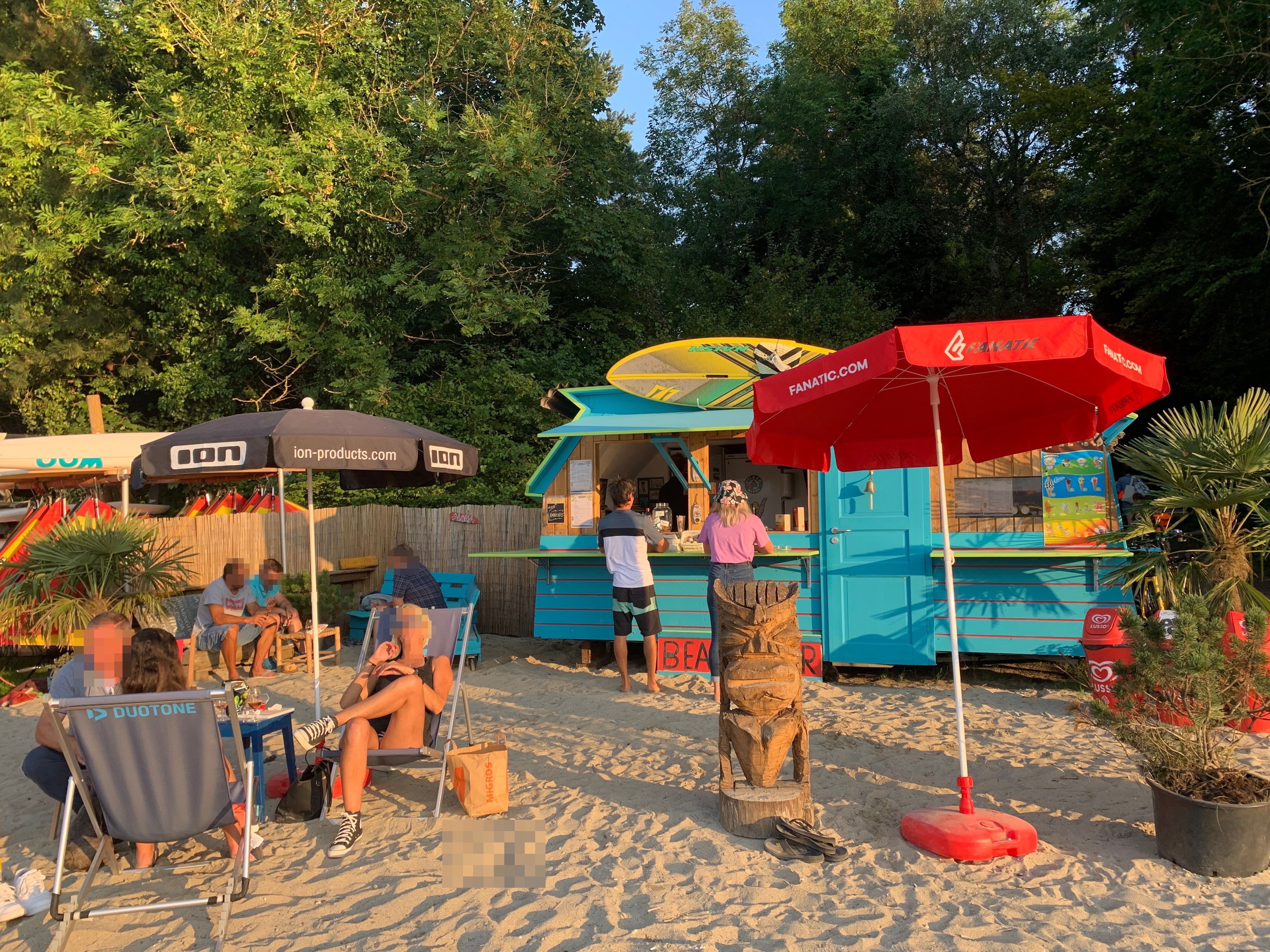 Cocktail et boisson fraîche à déguster sur la plage